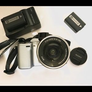 📸 Sony Camera AVCHD 16.1 Megapixels 📷